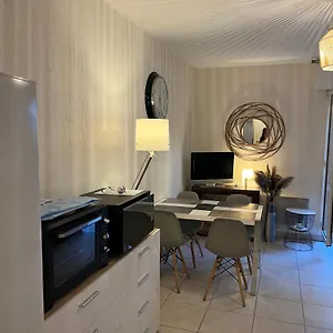appartement-t2-avec-terrasse-centre-ville-daix-en-provence.fr-provencehotel.com/